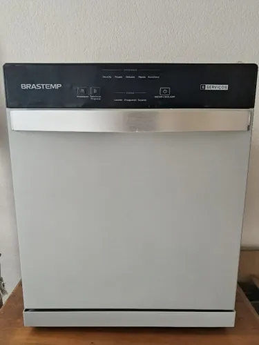 Lava-Louças Brastemp 8 Serviços Inox - BLF08BS