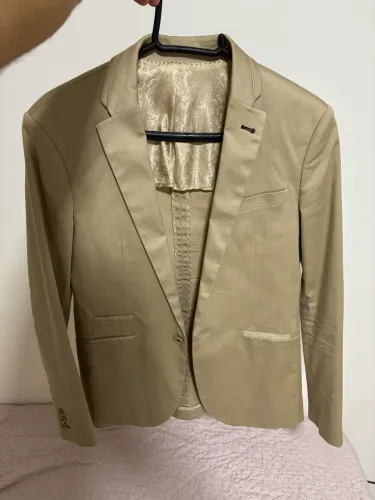 Blazer Cia do Terno bege 