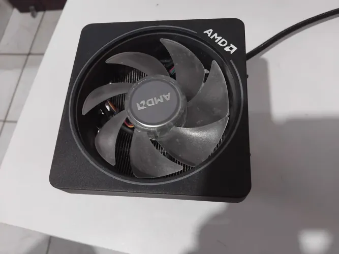 CPU COOLER FAN PARA AMD