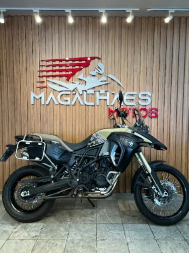 GS F800 Adventure ABS 2014 - Financiamento bancário e cartão