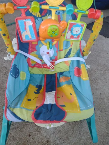 Vendo cadeirinha pra criança