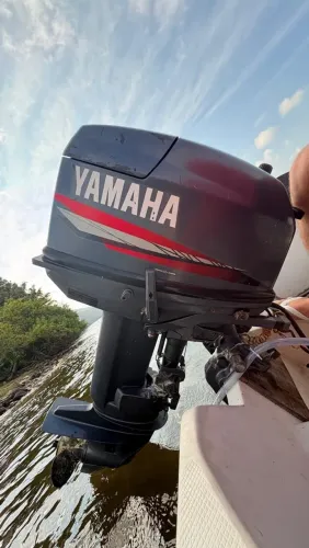 Yamaha 25HP com partida eletrica 2010