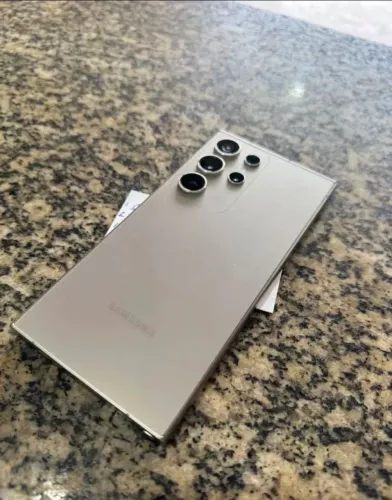 S24 Ultra 256gb Titanium