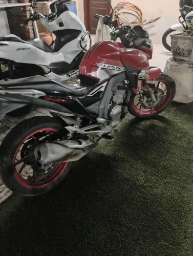Vendo cb Twister 250 ou passo financiamento