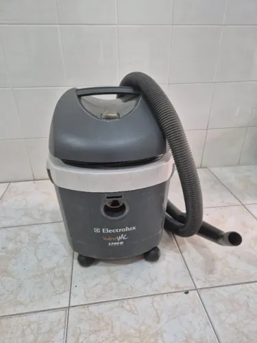 Aspirador Electrolux hidrovac