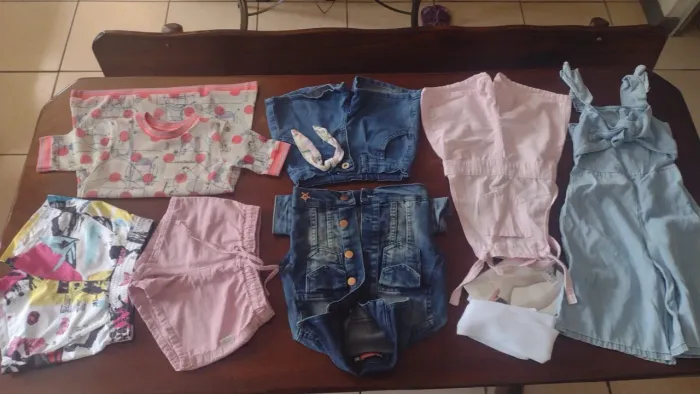Lote roupas infantis 4 anos 