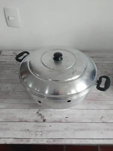 Panela multiuso vigorosa 5 em 1 - obs: está sem a forma de bolo