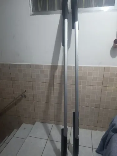 Esta semi novo 