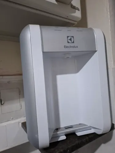 Purificador de agua eletrolux