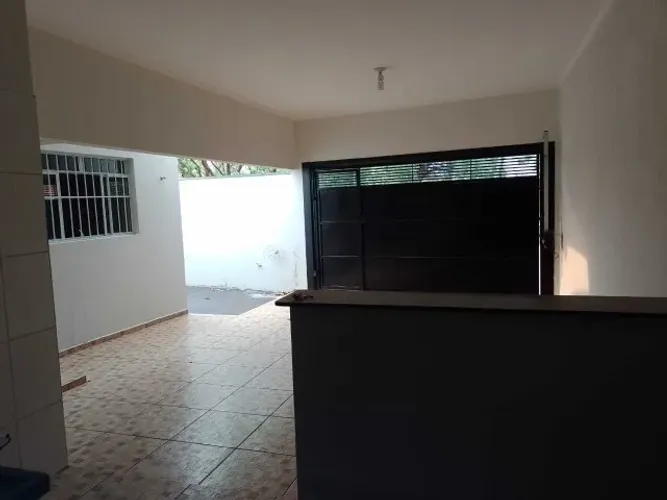 CASA A VENDA NA CIDADE DE MENDONÇA/SP