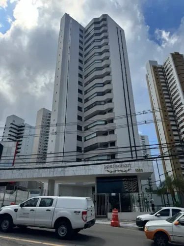 Mansão Jaime Fingergut 3 Suítes com 3 vagas e 183m2  no Horto Florestal
