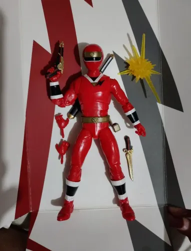 Power Ranger Lighting Collection Alien Ranger Vermelho 