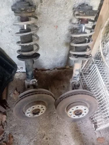 Peças de suspensão Passat 2.0 TFSI 2010