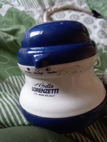 Lindo chuveiro seminovo ótimo. Preço