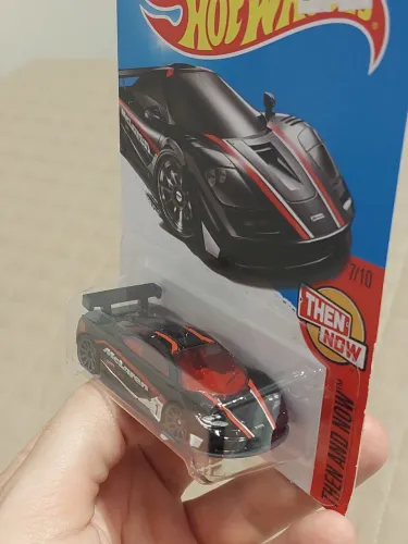 Hot Wheels Mclaren F1 GTR (Lacrado)