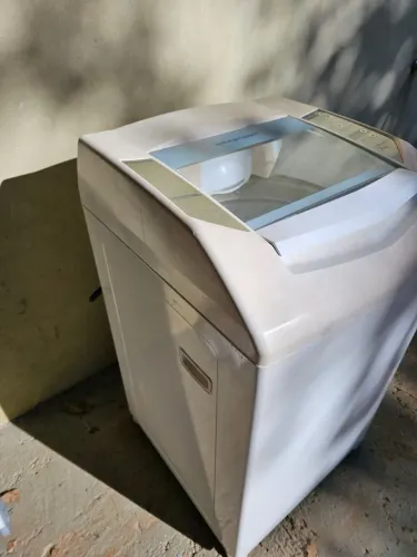 Maquina de lavar 