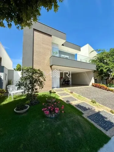 Casa em condomínio à venda na Quinta dos Tipuanas  4 suítes, piscina aquecida e energia so