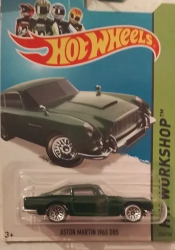 Carrinho da hot wheels ASTON MARTIN 1963 DB5