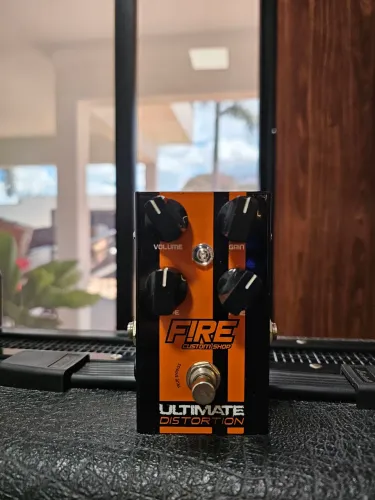 Pedal Fire Ultimate Distortion High Gain