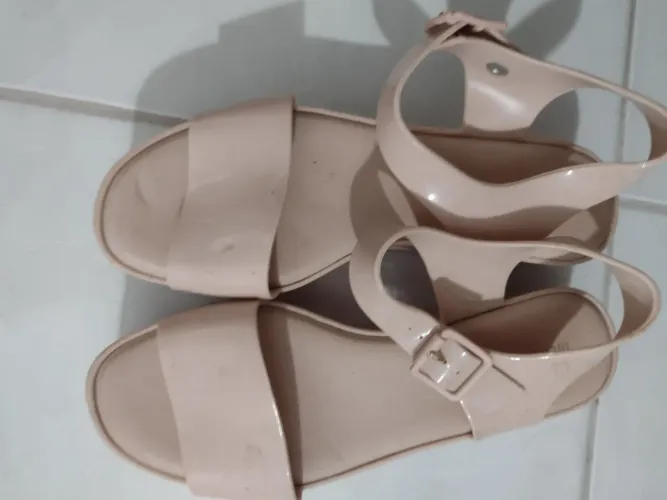 Melissas em ótimo estado. R$ 90,00 cada par.