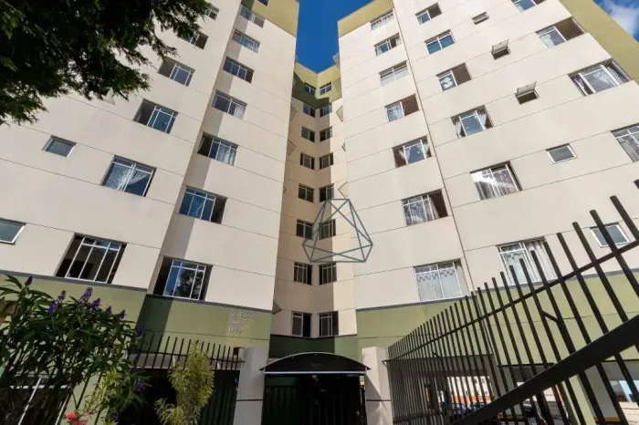 Apartamento com 2 dormitórios para alugar, 54 m² por R$ 2.744,00/mês - Hauer - Curitiba/PR