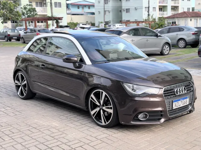 Audi A1 1.4 TFSI 122cv S-tronic 3P 2012