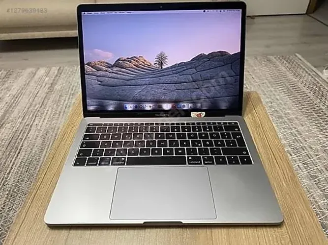 MacBook Pro A1708 Intel Core i5 8GB RAM 256GB SSD