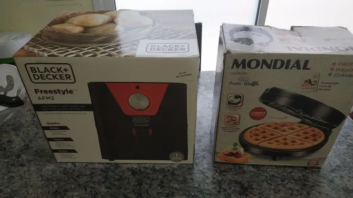 Vendo Kit Máquina de Waffles Mondial