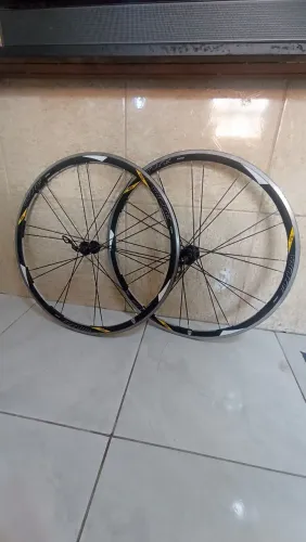 Rodas de speed semi novas 