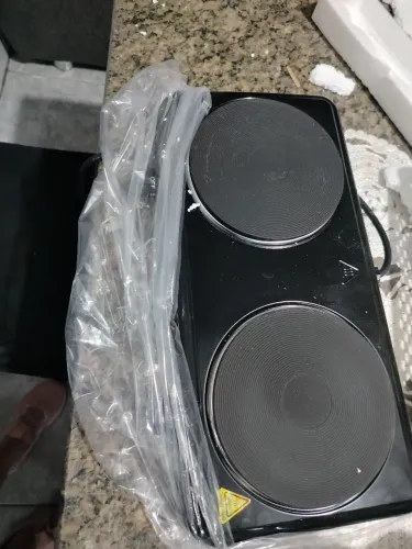 Cuktop com duas bocas di indução.todo tipo di panela 120 vots