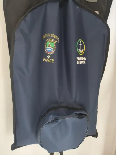 Porta fardas/praterno militar