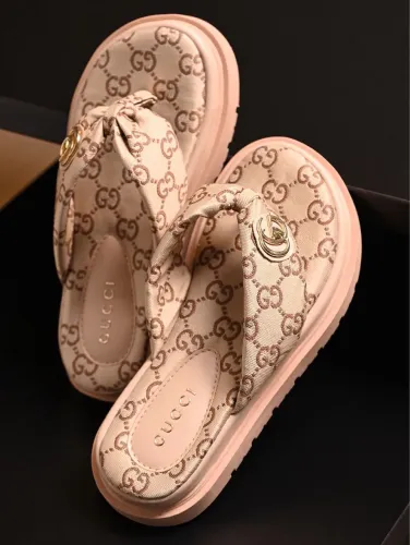 Sandálias Gucci