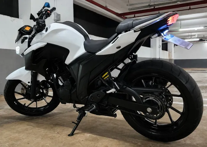 Yamaha FZ25 Fazer Flex 2019