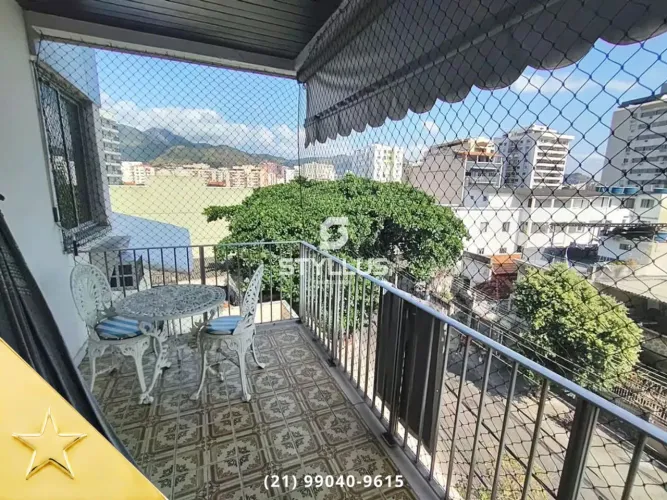 Apartamento com Varanda e Sol da Manhã em Méier! M04L