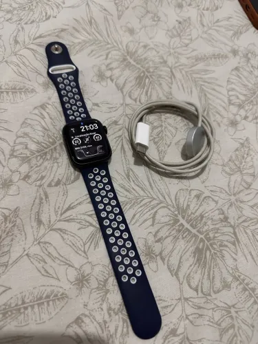 Apple Watch Series 8