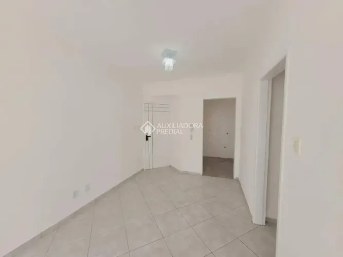 Apartamento 2 Quartos e Vaga - Centro - Florianópolis/SC