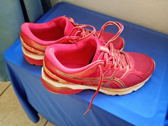 Tênis asics