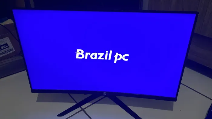 Monitor Curvo Brazil PC M24WKN