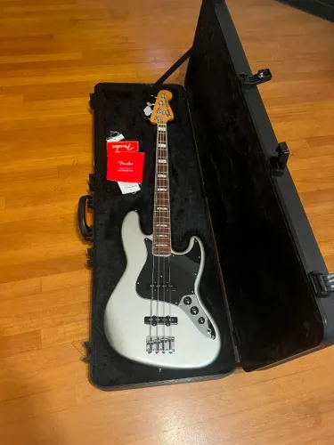 Fender Jazz Bass Vintera 70