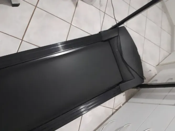 Esteira elétrica marca Kikos M1