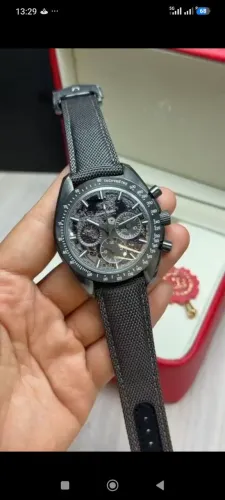 ÔMEGA SPEEDMASTER OF THEE MOON/ S.C<br>OO<br>Dark Side<br>Dark Side of the <br>Dark Side of the Moon