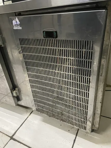 Balcão refrigerado (Venâncio) 