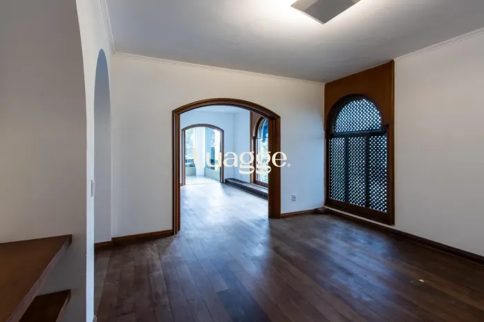 Espetacular apartamento de alto padrão com mais de 300 m² e vista deslumbrante para o pôr