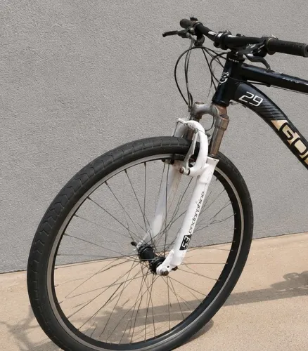 Bicicleta aro 29, com algumas coisas para fazer