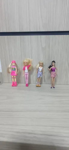 Coleção Mini Barbie 13 cm