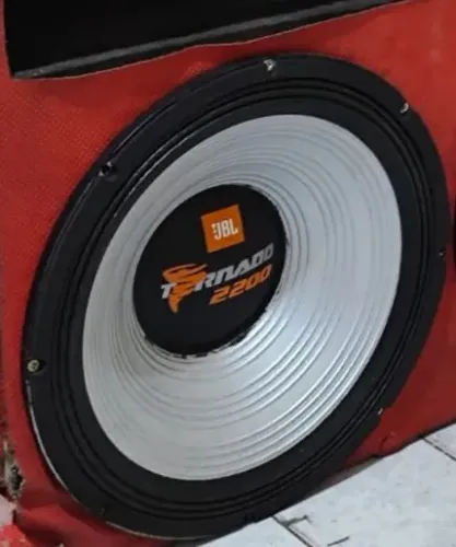 Alto falante tornado 2200