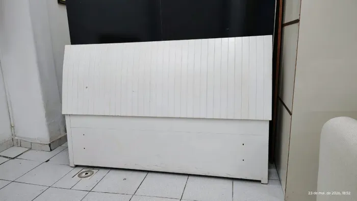 cabeceira de cama usada 