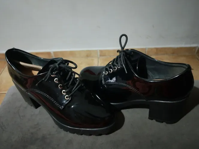 Coturno verniz Premium N° 37