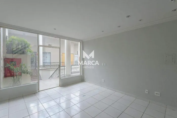 Sala para locação em Galeria localizada na região mais movimentada do bairro Cidade Nova,