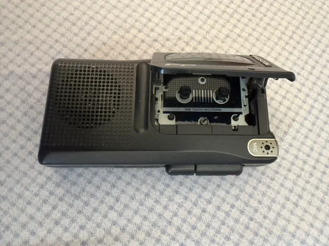 mini gravador Panasonic